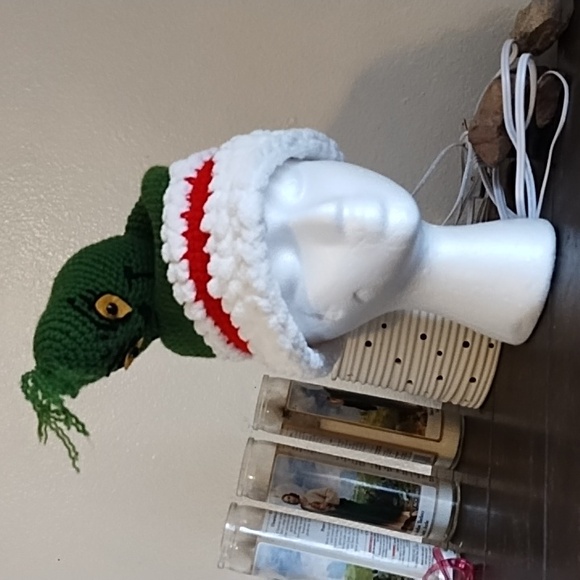Grinch Hat Adults sz Handmade Crochet Soft stretchy Fun Christmas - Picture 3 of 5